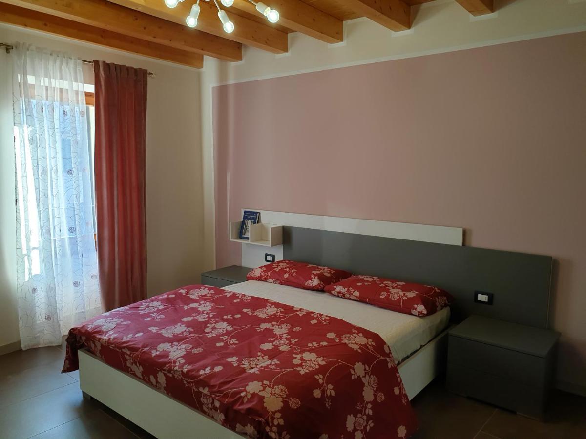 Dimora Rosso San Zeno - Wifi Veloce E Adatto Per Famiglie Verona Eksteriør bilde